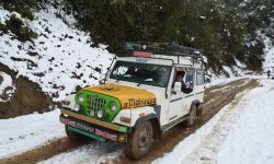 हिमपातले अवरुद्ध भीमदत्त राजमार्ग पुनःसञ्चालन