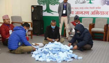 ३५०० मत गन्दा खड्का र गच्छदारको अग्रता