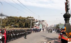 पूर्वराजा शाहले गरे पृथ्वीनारायण शाहको शालिकमा माल्यार्पण