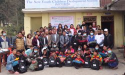 गुराँस लाइफद्वारा अनाथ बालबालिकालाई सहयोग