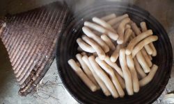 थारू समुदायले मनाए माघी (तस्बिरसहित)