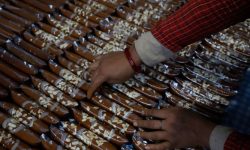 माघे संक्रान्ति : काठमाडौंमा बढ्याे चाकुकाे व्यापार