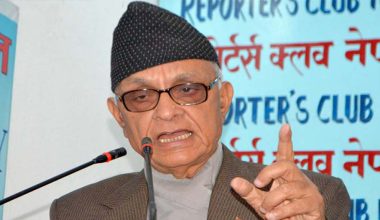 देउवाका कारण देश आर्थिक संकटमा फस्यो : लोहनी