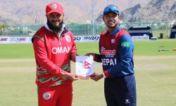 विश्वकप खेल्ने लक्ष्य लिएको नेपाल टस हारेर ओमानविरुद्ध ब्याटिङ गर्दै