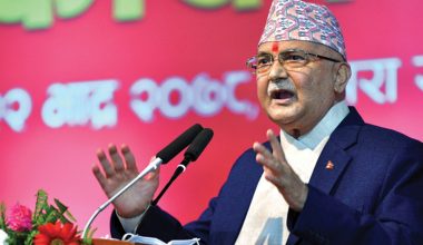 एमसीसी सम्झौता गर्नेलाई कसैले ढुंगा हान्दैनन्, मलाई हान्छन् : केपी ओली