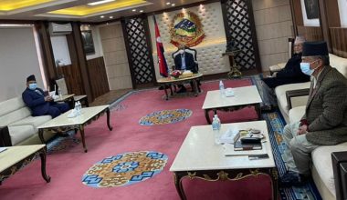 प्रचण्डले ओली र देउवालाई भने– एमसीसी अहिले नै पास नगरौं