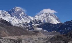 सगरमाथामा अवस्थित हिमनदी तीव्र गतिमा पग्लिएको वैज्ञानिकको निष्कर्ष