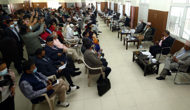 कांग्रेस केन्द्रीय कमिटी बैठक जारी, चुनावी तालमेलबारे मत बाँझियो