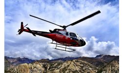 हेलिकप्टरबाट गोसाइँकुण्ड घुम्न जाने यात्रुको सँख्या बढ्दै