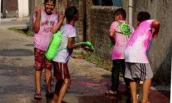 यसरी मनाइयो तराईमा होली ! (फोटो फिचर)