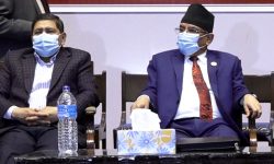 नारायणकाजीको आरोप- प्रचण्डले पुँजीपति र दलालहरुसँग साँठगाँठ गरे