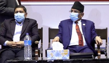 नारायणकाजीको आरोप- प्रचण्डले पुँजीपति र दलालहरुसँग साँठगाँठ गरे
