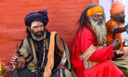 पशुपतिमा बाबा, पुजारी र दर्शनार्थीको मुस्कान (फोटो फिचर)