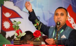 ‘रङको विषयलाई लिएर पूर्वप्रधानमन्त्री जस्तो व्यक्तिले खुद्रा बहस गर्न मिल्दैन’