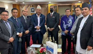 श्रममन्त्री श्रेष्ठ र मलेसियाका मानव संसाधन मन्त्री एमबीच भेटवार्ता