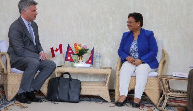 ऊर्जामन्त्री भुसाल र क्यानाडाका राजदूत म्याकेबीच शिष्टाचार भेट