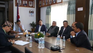 भुक्तानी सन्तुलनमा असर नगर्ने गरी आयत व्यवस्थित गर्न अर्थमन्त्रीलाई चेम्बरको आग्रह