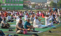 योग शिविरमा सर्वसाधारण