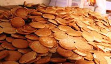 भन्सार छलेर ल्याएको २० लाख मूल्यको बिस्कुट बरामद