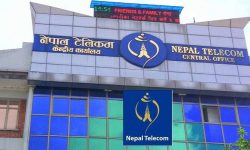 नेपाल टेलिकमका कर्मचारीहरु आन्दोलित