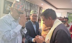 पूर्वसचिव केदार न्यौपाने राप्रपामा प्रवेश (फोटो फिचर)