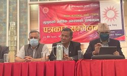 सरकारका कारण अर्थतन्त्र डामाडोल, दोषजति गभर्नरको थाप्लोमा