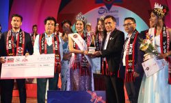 मिस नेवाः नेपाल ११४२ को ताज काठमाडौंको चमतीकी महर्जनलाई