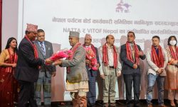 टण्डनलाई पर्यटन बोर्डको सम्मान