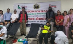 अस्पतालको वार्षिकोत्सवमा रक्तदान