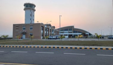 गौतम बुद्ध अन्तर्राष्ट्रिय विमानस्थलको उद्घाटन, कुबेतको जजिरा एयरवेजको विमान अवतरण