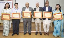 नेपाल लाइफ २२औं वर्षमा प्रवेश, उत्कृष्ट कर्मचारीलाई सम्मान