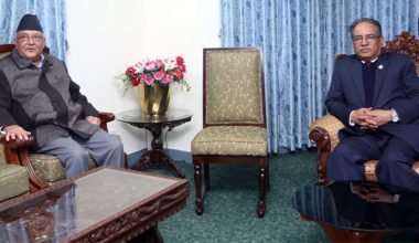 ओलीको प्रचण्डलाई प्रश्न- आफ्नी छोरीलाई भोट हाल्नु नै गठबन्धनको गन्तव्य हो ?