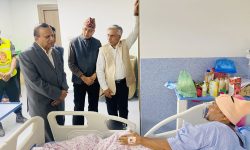 एमाले महासचिव उम्मेद्वार जोशीको स्वास्थ्य अवस्था बुझ्न अस्पतालमा