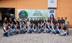 डाबर वाटिका मिस नेपाल २०२२ का प्रतियोगीहरुद्वारा बनेपास्थित डाबर नेपाल नर्सरीमा भ्रमण