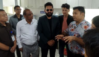 ‘स्वास्थ्य र शिक्षालाई व्यापार हाेइन, सेवाका रुपमा लिअ‍ौं’