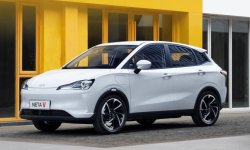 चौधरी ग्रुपकाे विद्युतीय कार निटा भी बजारमा