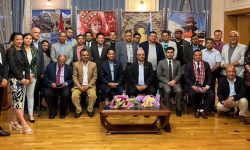 एनआरएनसँग मन्त्री गहतराजले भने- नेपालमा लगानी भित्र्याउनूस्