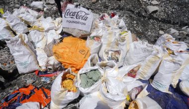 नेपाली सेनाको नेतृत्वमा सञ्चालित सफा हिमाल अभियान २०२२ सकियाे