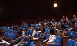 प्रतिनिधिसभाको बैठक :  प्रधानमन्त्री देउवा र अर्थमन्त्री शर्मालगायतले जवाफ दिने