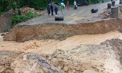 पूर्वपश्चिम राजमार्गको नवलपुर खण्ड अवरुद्ध