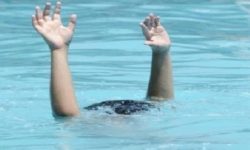 खोलामा बगेर बालक बेपत्ता