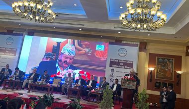 सामाजिक सुरक्षामा आवद्ध हुन श्रममन्त्री श्रेष्ठकाे अपिल