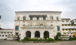 भग्नावशेष ऐतिहासिक पुरातात्विक भवन(फोटोफिचर)