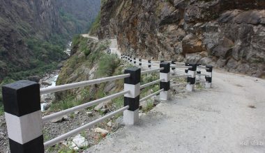 बेंसीसहर–चामे सडक एक साता बन्द हुने