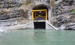 पाँच महिनापछि हालियो मेलम्चीको पानी सुरुङमा