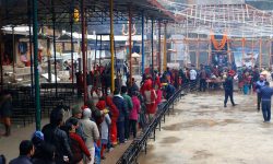 डोलेश्वरलगायत प्रसिद्ध शिवालयमा दर्शनार्थीको भीड