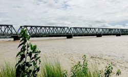 राप्ती नदीमा विद्यार्थी बोकेको डुंगा दुर्घटना