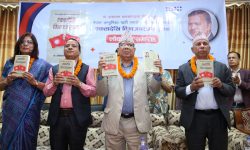 माधव नेपाल भन्छन्- नेकपा विभाजनको मूल कारण को हो डा. सापकोटाको पुस्तकले भन्छ