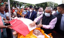 नेता गिरिको अन्त्येष्टिमा जे देखियाे ! (फाेटाे फिचर)