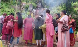 स्याङ्जाका शिवालयमा दर्शनार्थीको घुइँचो